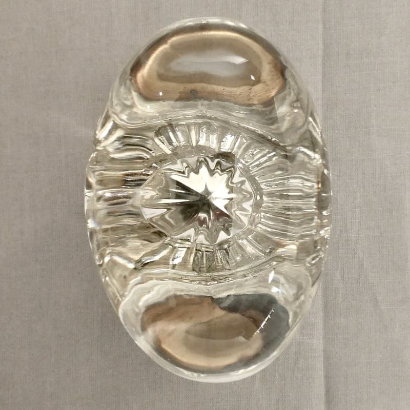 G Oval100
