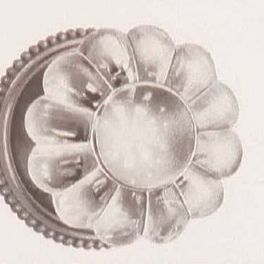 R-69700
R&E1909 0110